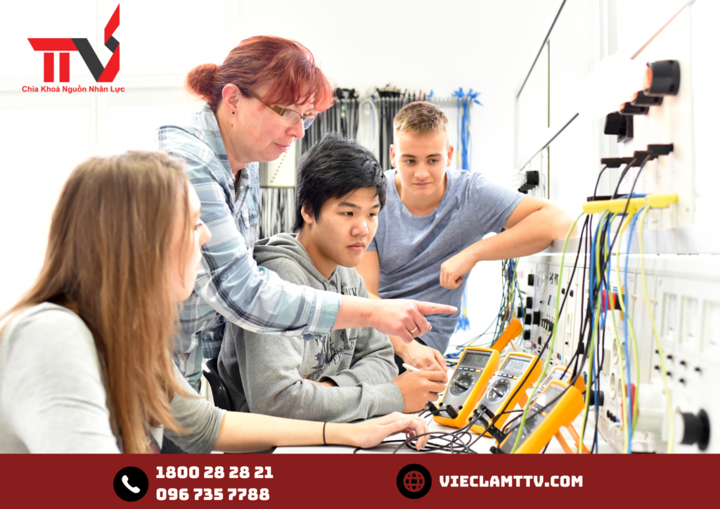 Đào tạo nghề góp phần phục hồi kinh tế 2024