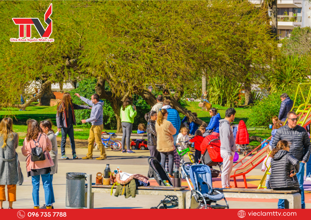 Thói quen giải trí của lao động phổ thông sau giờ làm việc 2025