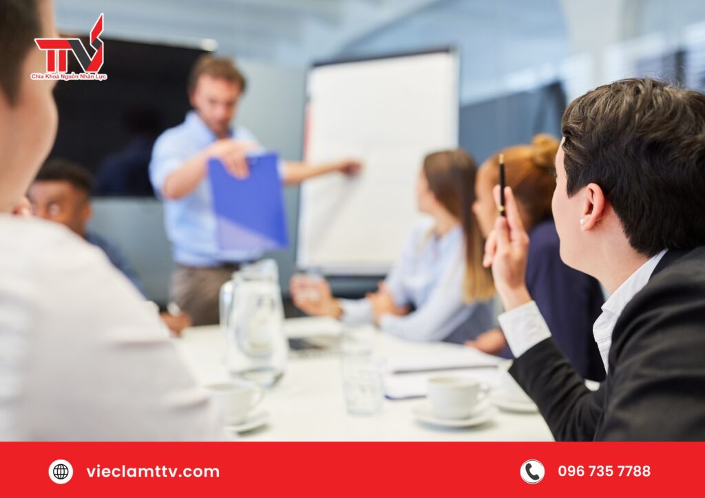 Tăng cường phát triển và đào tạo nhân viên