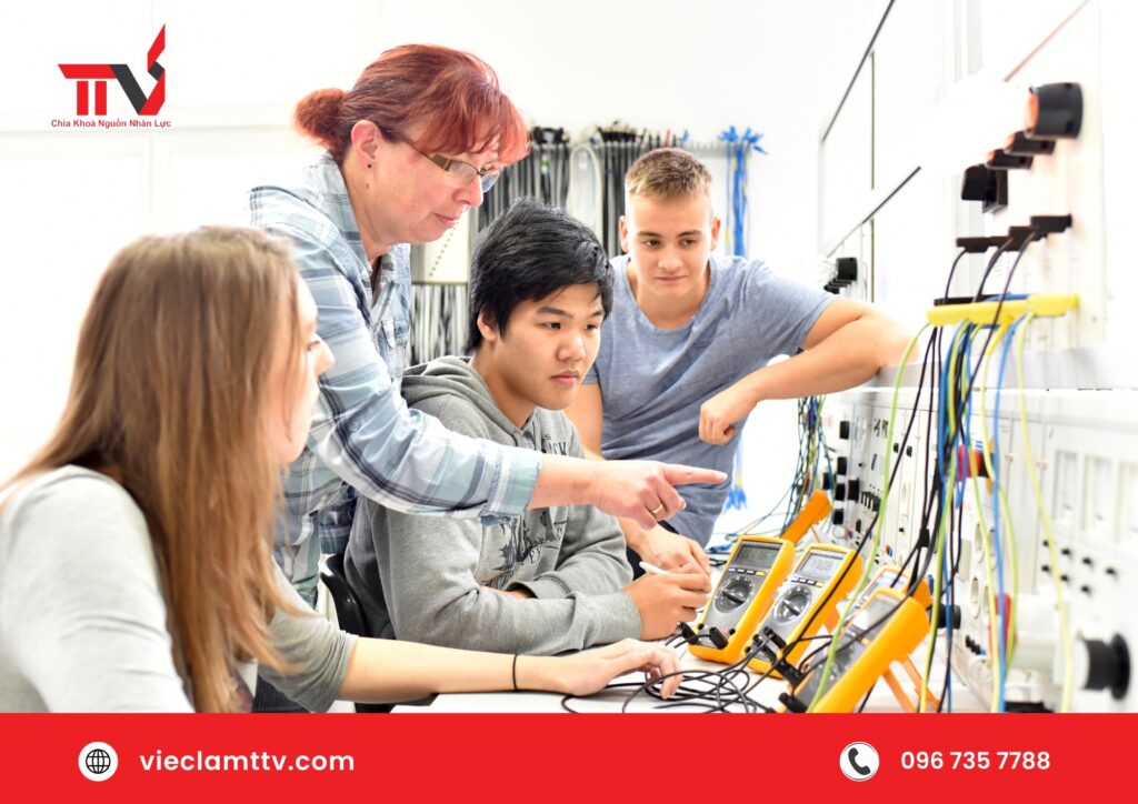 Cung cấp các chương trình đào tạo nghề tại địa phương